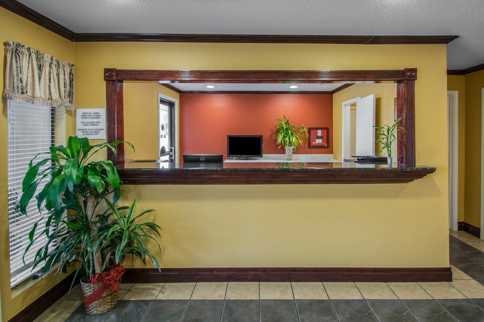Econo Lodge Defuniak Springs I-10 Экстерьер фото